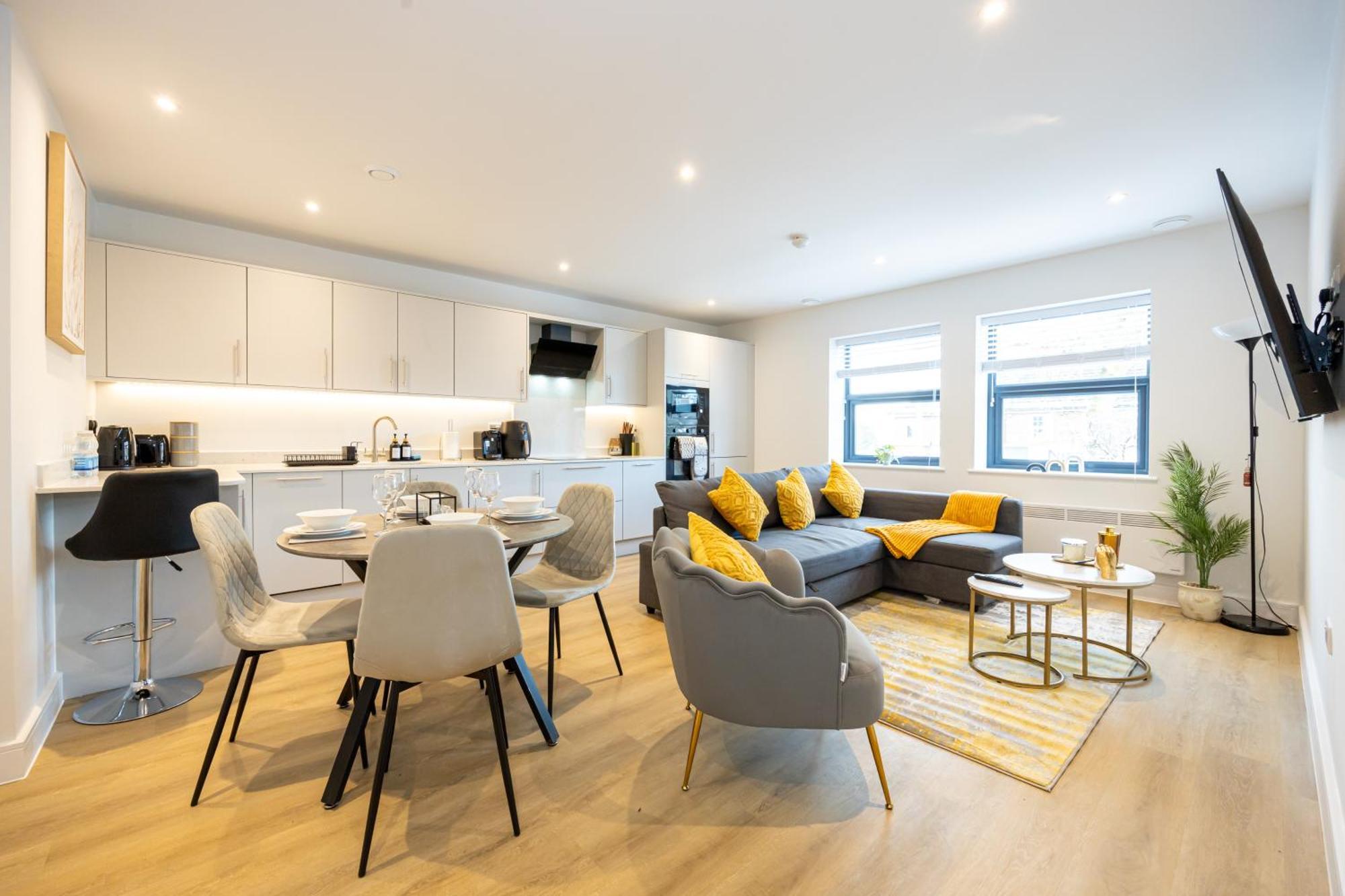 Modern 2 Bed Near Wythenshawe Hospital And Manchester Airport With Parking Exterior foto